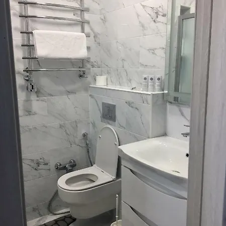 Проулок Нижний Береговой 2 Khmelnytskyi Exterior photo